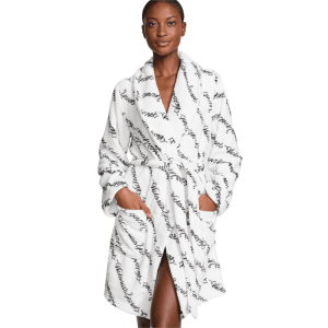 Halat de plus Victoria's Secret cu inscriptie a fost adăugat la favorite!