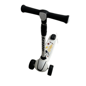 Trotineta Pliabila cu Lumina LED și Muzica – Negru, 3-7 ani+ a fost adăugat la favorite!