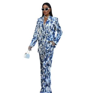 Costum Elegant din Satin – Model Chanel a fost adăugat la favorite!